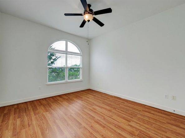2203 Dorrington Street 406, Houston TX 77030