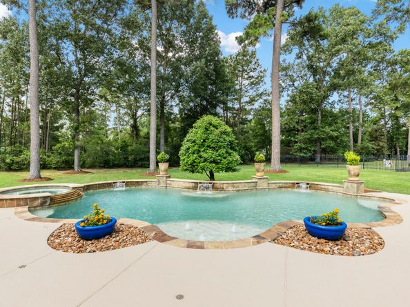 4810 Pine Wood Meadows Lane, Spring TX 77386