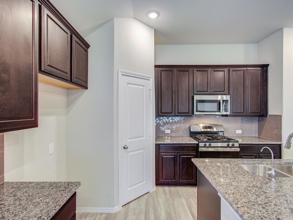 3417 Acacia Grove Lane, Conroe TX 77386