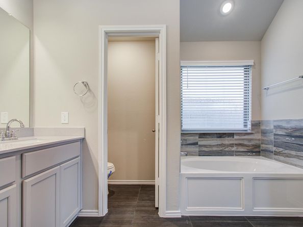 3417 Acacia Grove Lane, Conroe TX 77386