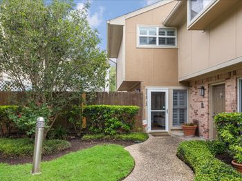 2513 Bering Drive