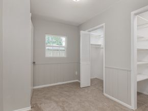 155 Coach Lamp Lane, Houston TX 77060