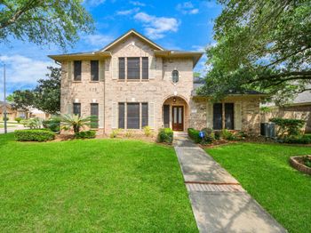 1330 Woodmere Lane