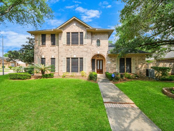 1330 Woodmere Lane, Richmond TX 77406