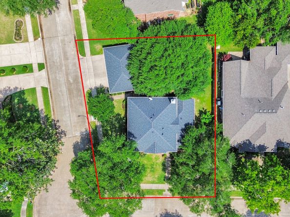 1330 Woodmere Lane, Richmond TX 77406