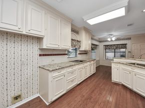 1330 Woodmere Lane, Richmond TX 77406