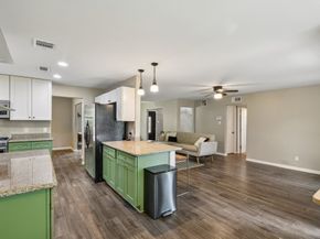 6015 McKnight Street, Houston TX 77035