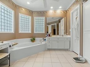 2 Argonne Place, The Woodlands TX 77382