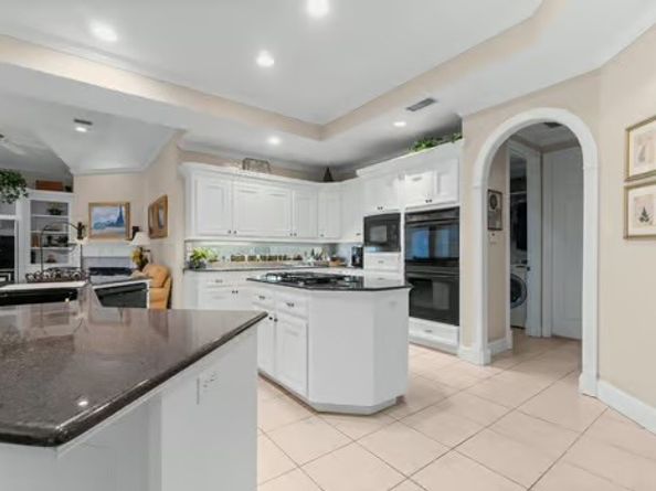 2 Argonne Place, The Woodlands TX 77382