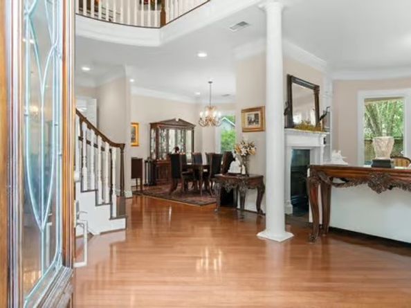 2 Argonne Place, The Woodlands TX 77382