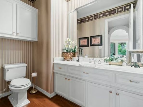 2 Argonne Place, The Woodlands TX 77382