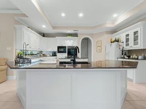 2 Argonne Place, The Woodlands TX 77382
