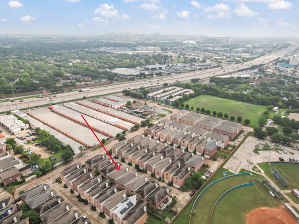 9814 Abigail Grace Court, Houston TX 77025