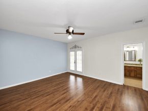 1334 Wickshire Lane, Houston TX 77043