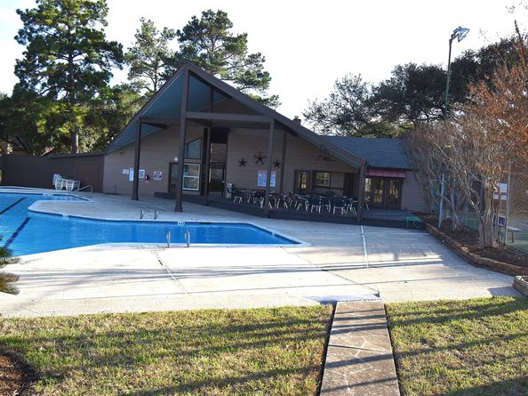 1334 Wickshire Lane, Houston TX 77043
