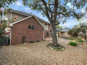 1334 Wickshire Lane, Houston TX 77043