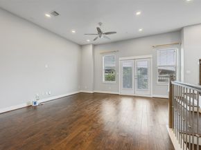 727 Schwartz Street, Houston TX 77020