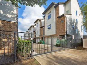 727 Schwartz Street, Houston TX 77020