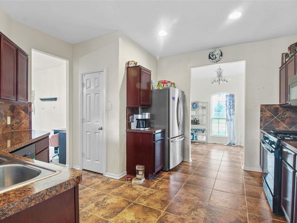 19034 Ashford Square Street, Tomball TX 77375