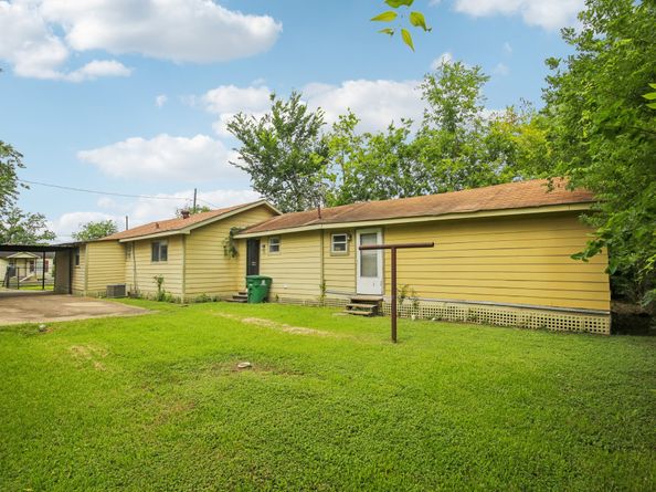 421 Clearwater Street, Houston TX 77029