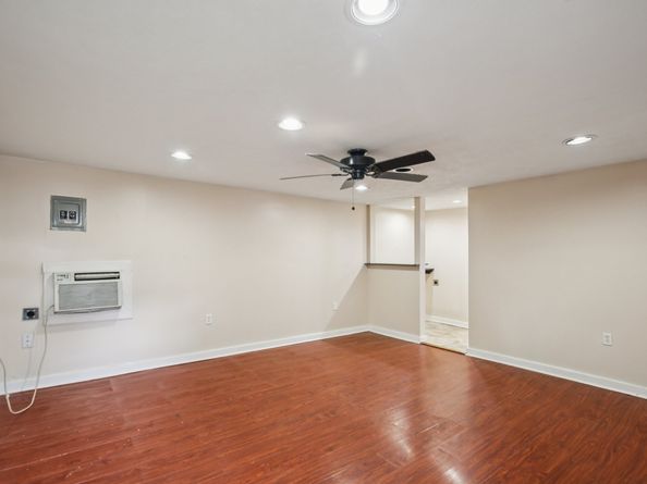 421 Clearwater Street, Houston TX 77029