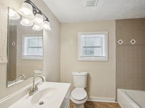 421 Clearwater Street, Houston TX 77029