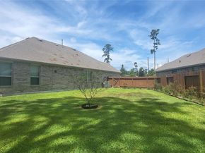 8506 Rialto Canal Loop, Houston TX 77044