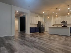 8506 Rialto Canal Loop, Houston TX 77044