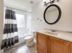 330 E Edgebrook Drive, Houston TX 77034