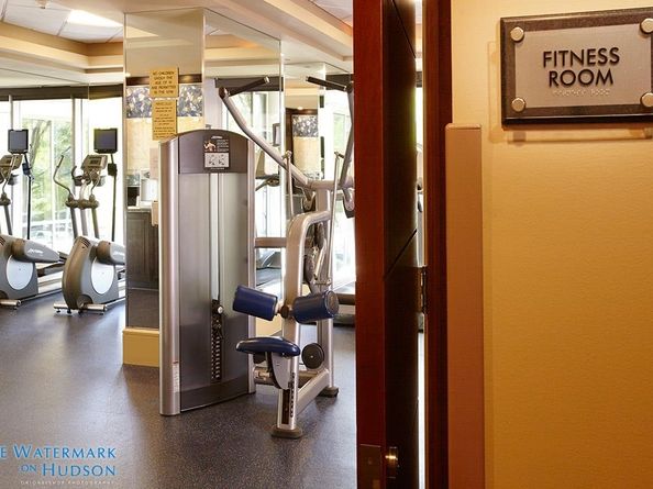 8100 River Rd 1101, North Bergen NJ 07047