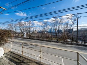 65 Hackensack Plank Rd, Weehawken NJ 07086