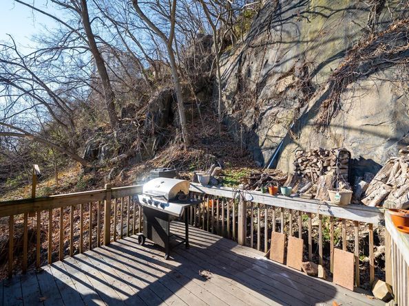 65 Hackensack Plank Rd, Weehawken NJ 07086