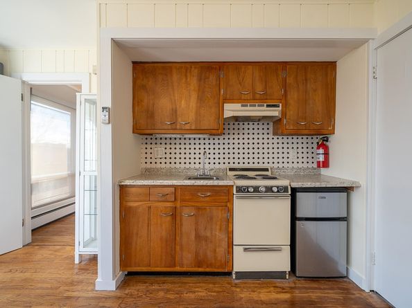 65 Hackensack Plank Rd, Weehawken NJ 07086