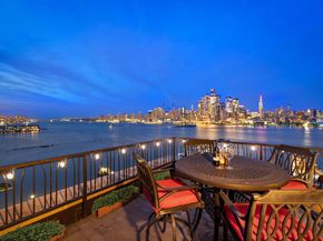 2 Constitution Ct PH01, Hoboken NJ 07030