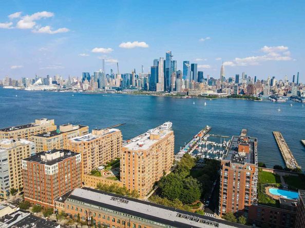 2 Constitution Ct PH01, Hoboken NJ 07030