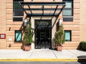 2 Constitution Ct PH01, Hoboken NJ 07030