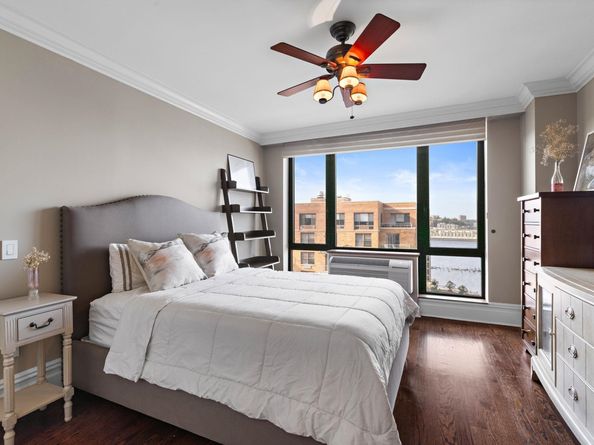 2 Constitution Ct PH01, Hoboken NJ 07030