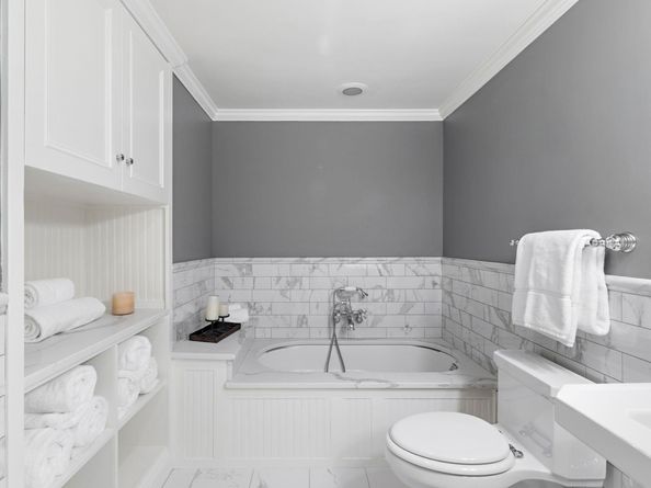 2 Constitution Ct PH01, Hoboken NJ 07030