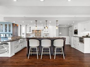 2 Constitution Ct PH01, Hoboken NJ 07030