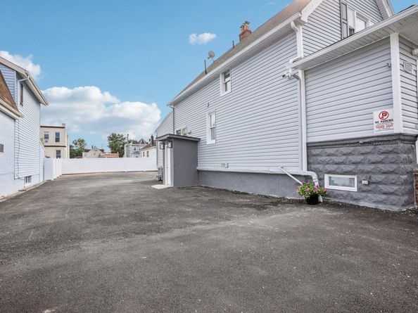 1711-1713 47th St, North Bergen NJ 07047