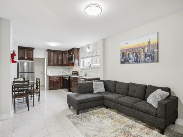 1711-1713 47th St, North Bergen NJ 07047