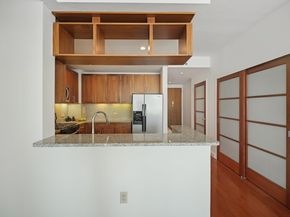 20 Newport Parkway 1011, Jersey City NJ 07310