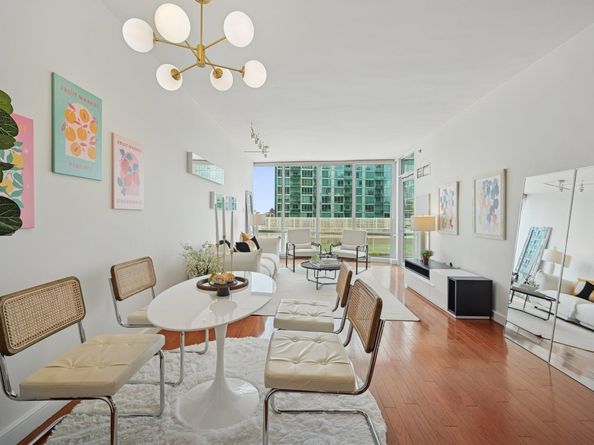 20 Newport Parkway 1011, Jersey City NJ 07310