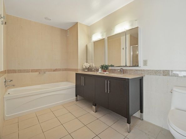 20 Newport Parkway 1011, Jersey City NJ 07310