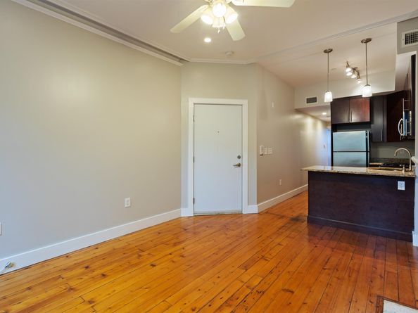 229 3rd St 202, Jersey City NJ 07302