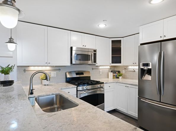 700 Grove St 11P, Jersey City NJ 07310