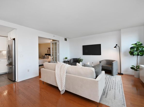 700 Grove St 11P, Jersey City NJ 07310