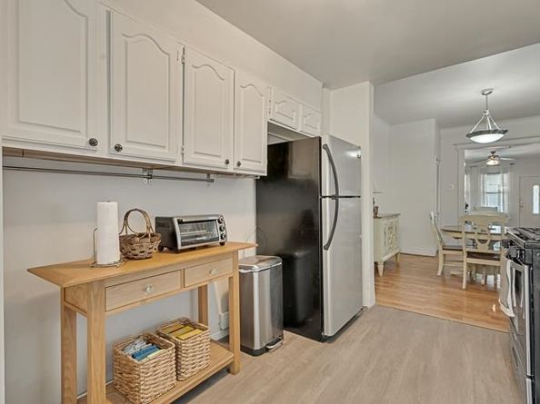 224A Neptune Ave, Jersey City NJ 07305-2560