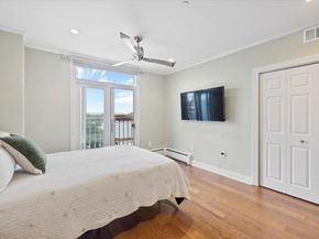 208 Shearwater Ct West 15, Jersey City NJ 07305