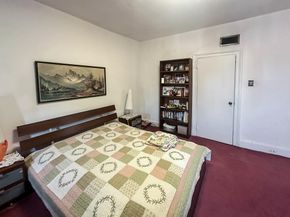 38 Van Reypen St, Jersey City NJ 07306